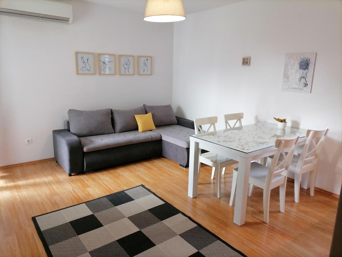 Apartments Dora Bibinje, 30 M From The Sea Buitenkant foto