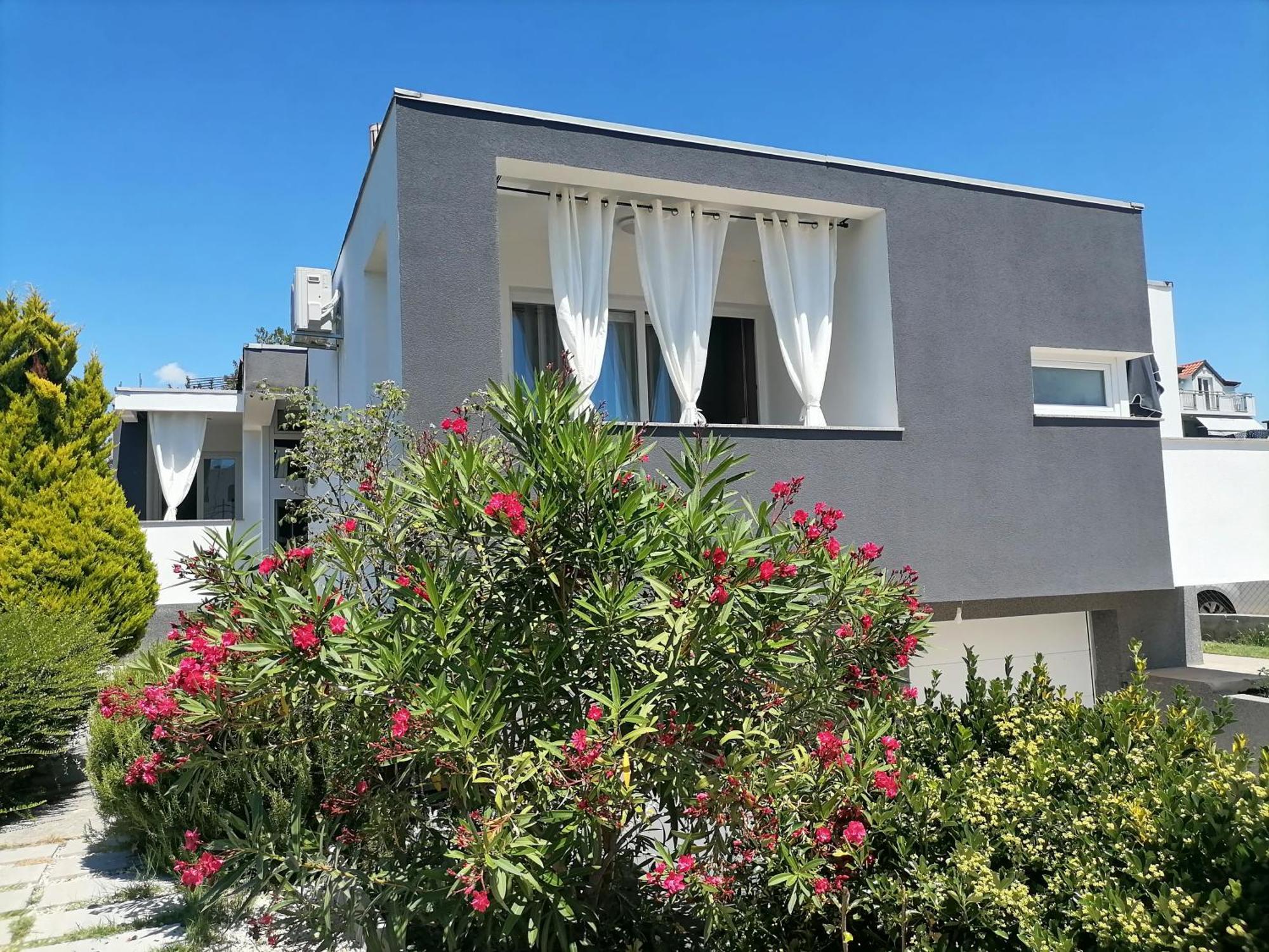 Apartments Dora Bibinje, 30 M From The Sea Buitenkant foto